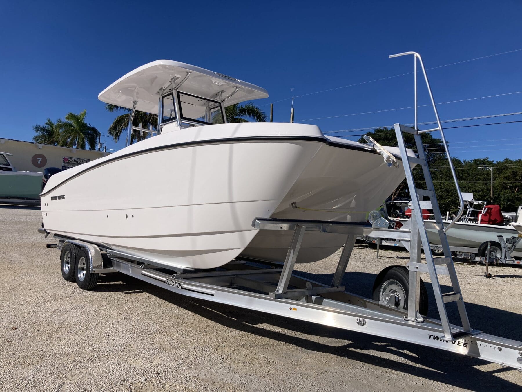 2025 Twin Vee 260 PRO GFX - Seven Sports Marine - Islamorada, FL